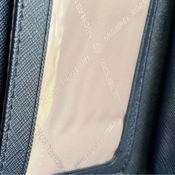 Michael Kors Jet Set Travel Double Zip Wristlet Wallet Signature Black EUC - Picture 11 of 16